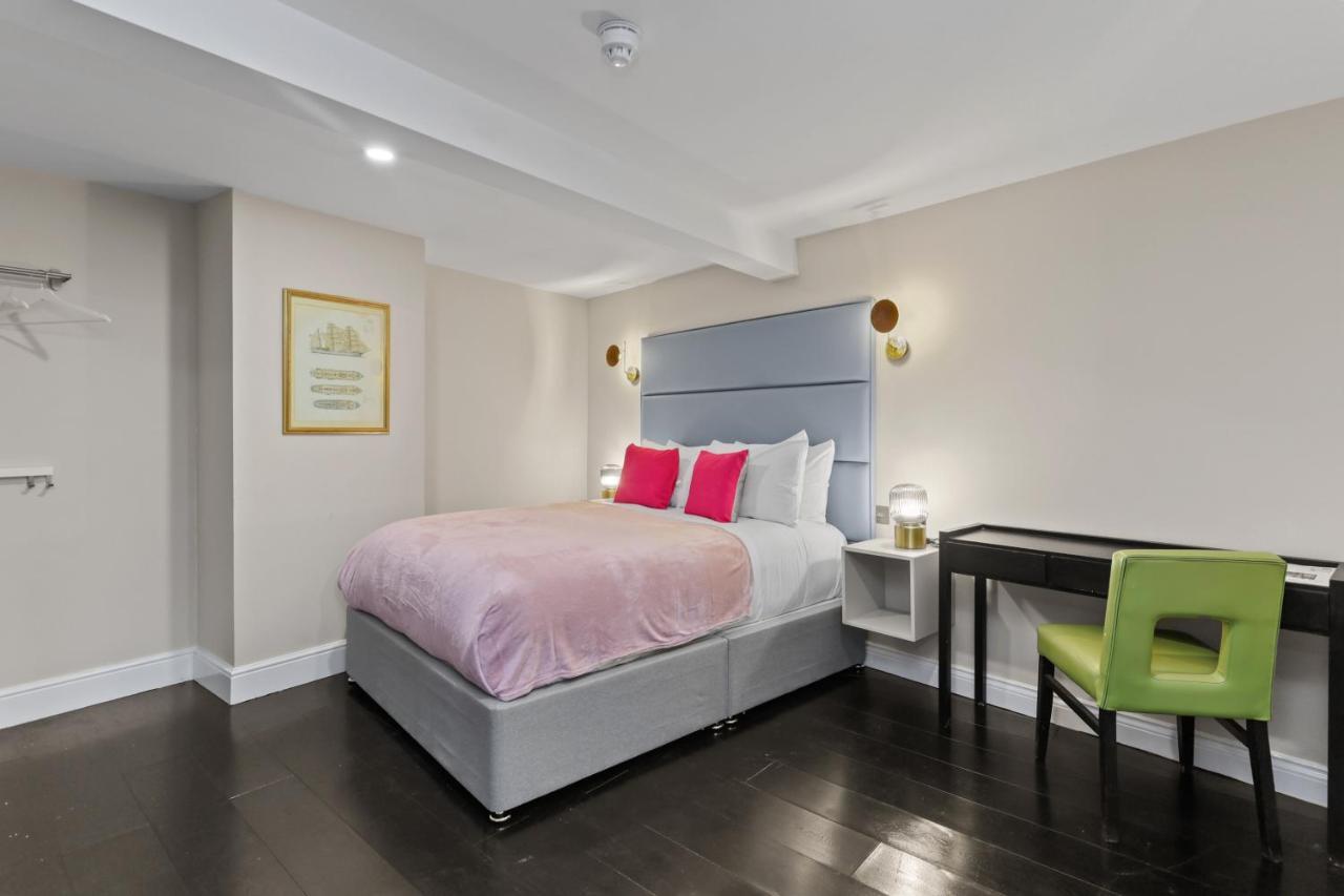 London'S Boutique Studio Exterior foto